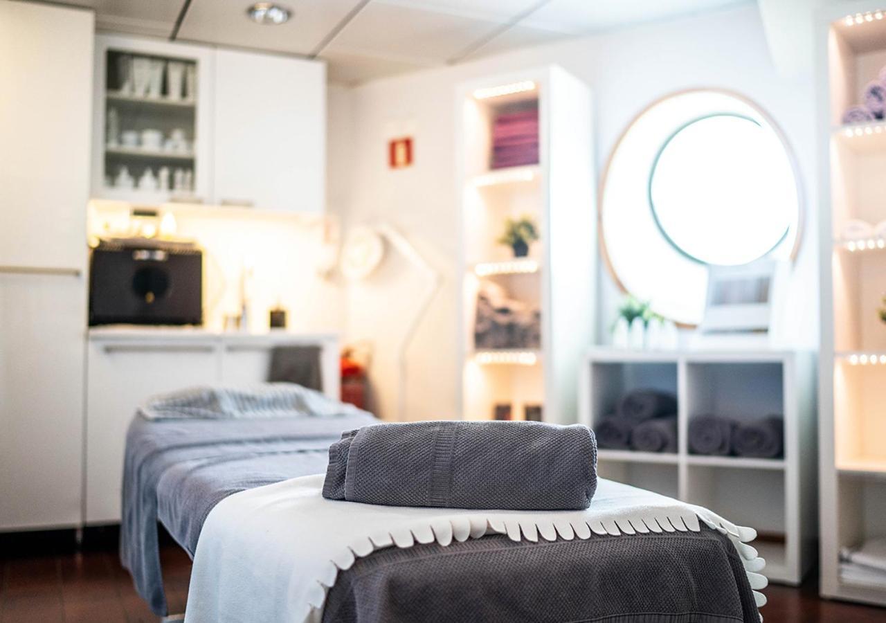 Viking Line Ferry Gabriella - 2-Night Cruise Stockholm-Helsinki-Stockholm Hotel Kültér fotó