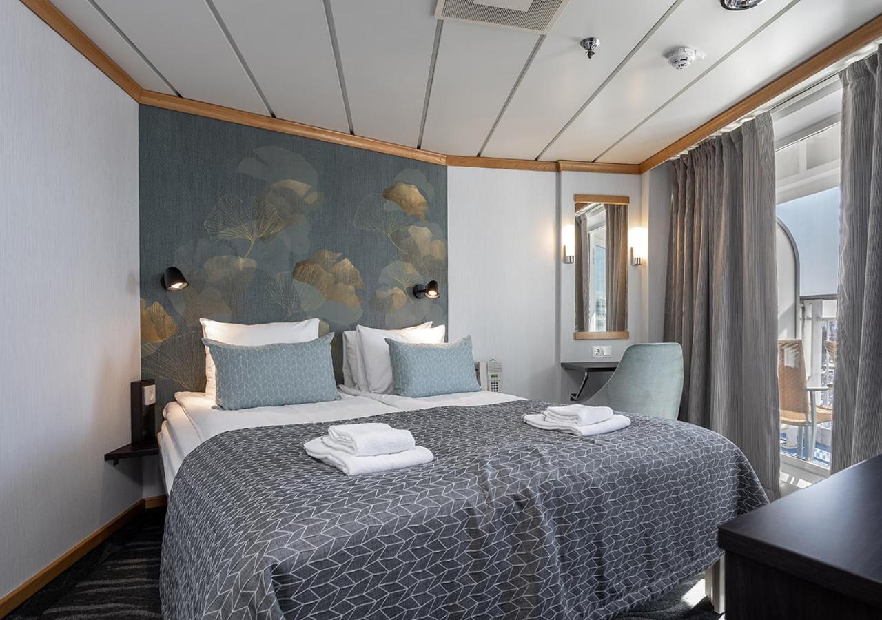 Viking Line Ferry Gabriella - 2-Night Cruise Stockholm-Helsinki-Stockholm Hotel Kültér fotó